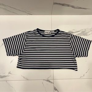 Cropped blue&white striped tee